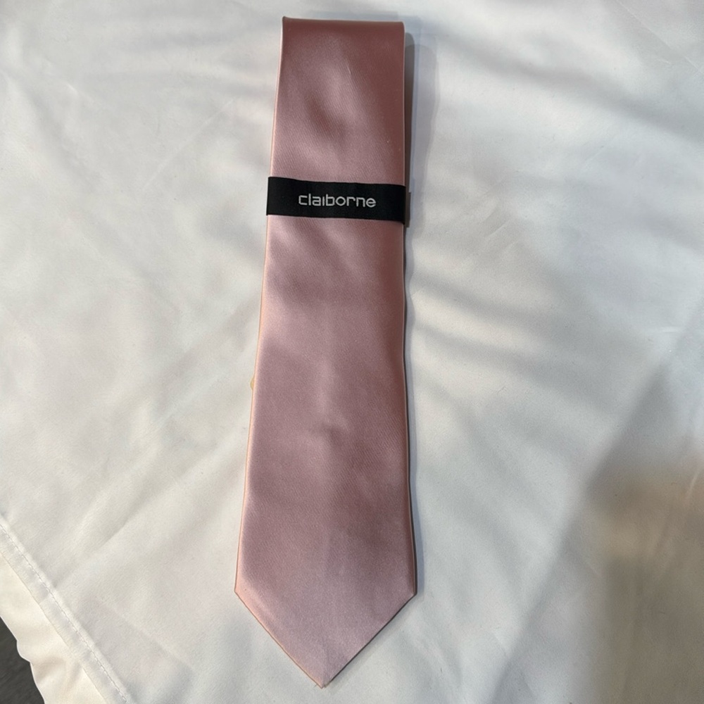 Pink necktie   Claiborne    100% all imported